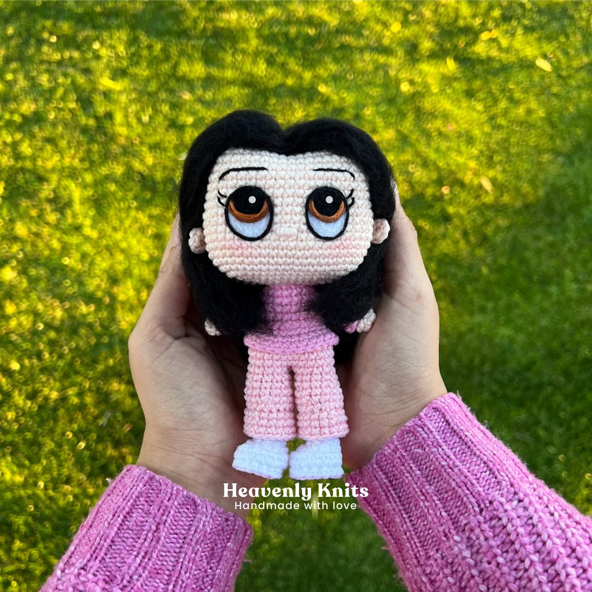 Custom Crochet Amigurumi Doll, Personalized Portrait Mini Me Doll