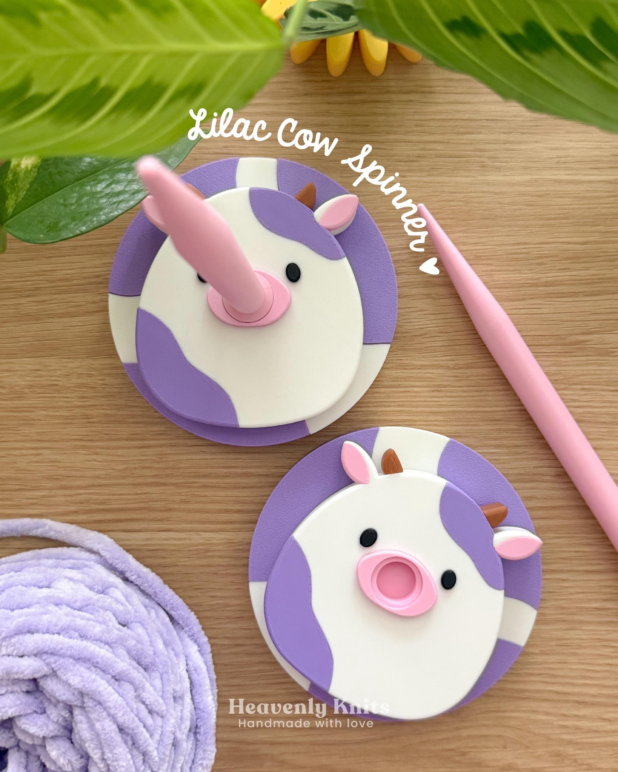 Lilac Cow Yarn Spinner, Detachable No-Tangle Yarn Holder