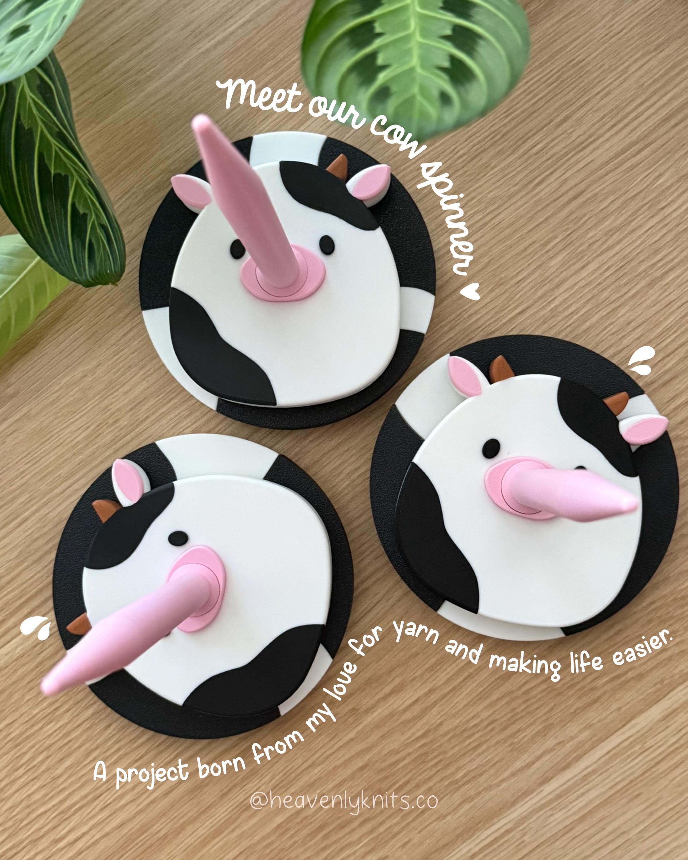 Cow Yarn Spinner 3D, Detachable, No-Tangle Yarn Holder